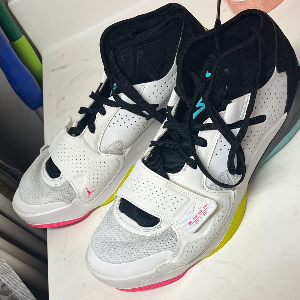 Size 12 - Jordan Zion 2 Dynamic Turquoise